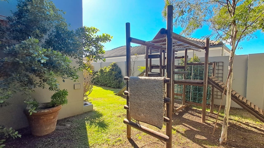 To Let 4 Bedroom Property for Rent in Avalon Estate Western Cape